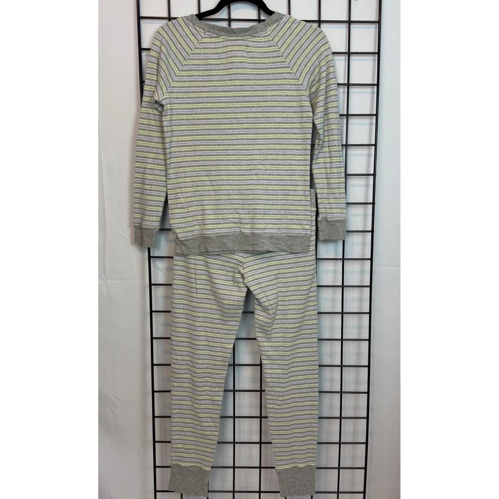 Victoria's Secret Thermal Pajama Set Womens‎ Small Green Gray Cozy Sleepwear PJs